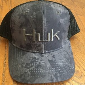 Huk trucker cap